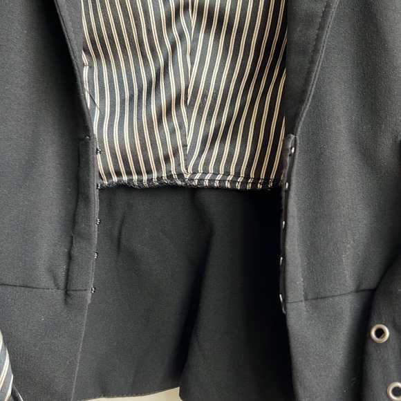 Torrid Belted Balloon Sleeves jacket - Picture 5 of 11